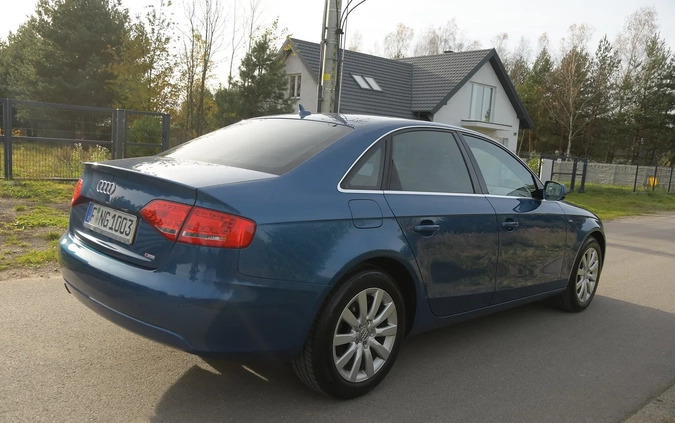 Audi A4 cena 44700 przebieg: 196478, rok produkcji 2011 z Nowogrodziec małe 631